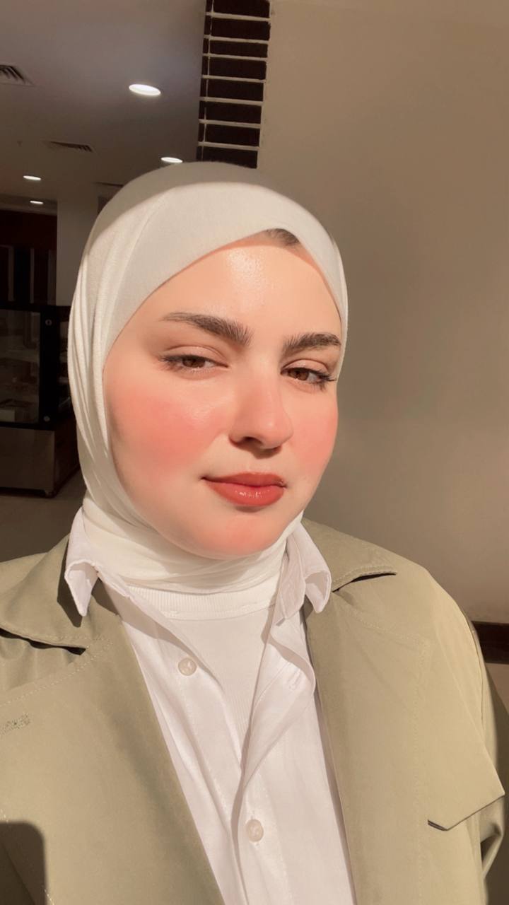 عضو الفريق 1